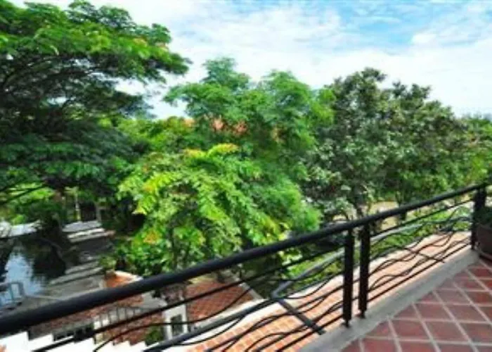 Punntara Botanic Hotel 3*
